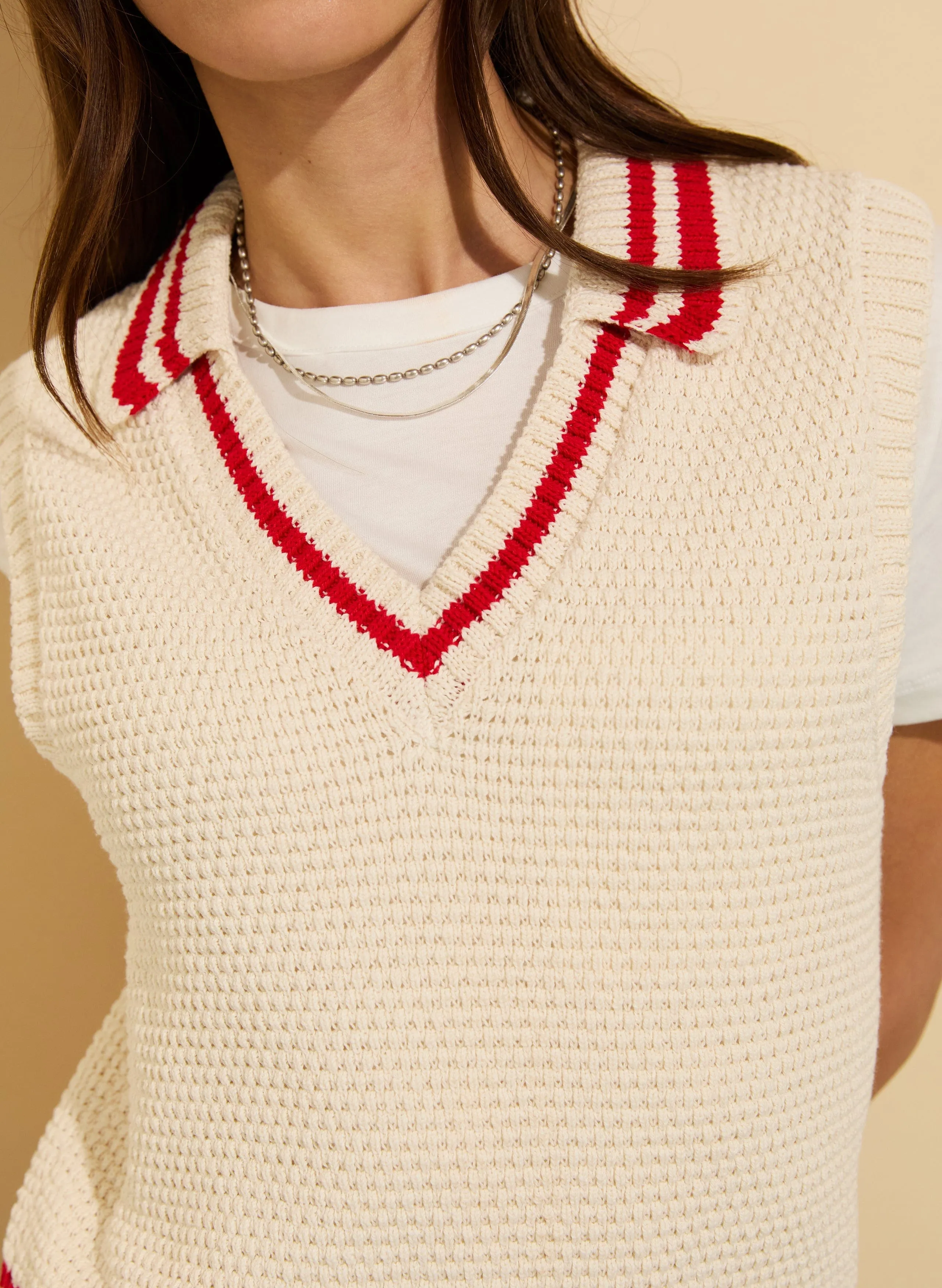 Agnes ECOTEC® Cotton Knitted Vest | Cream & Crimson