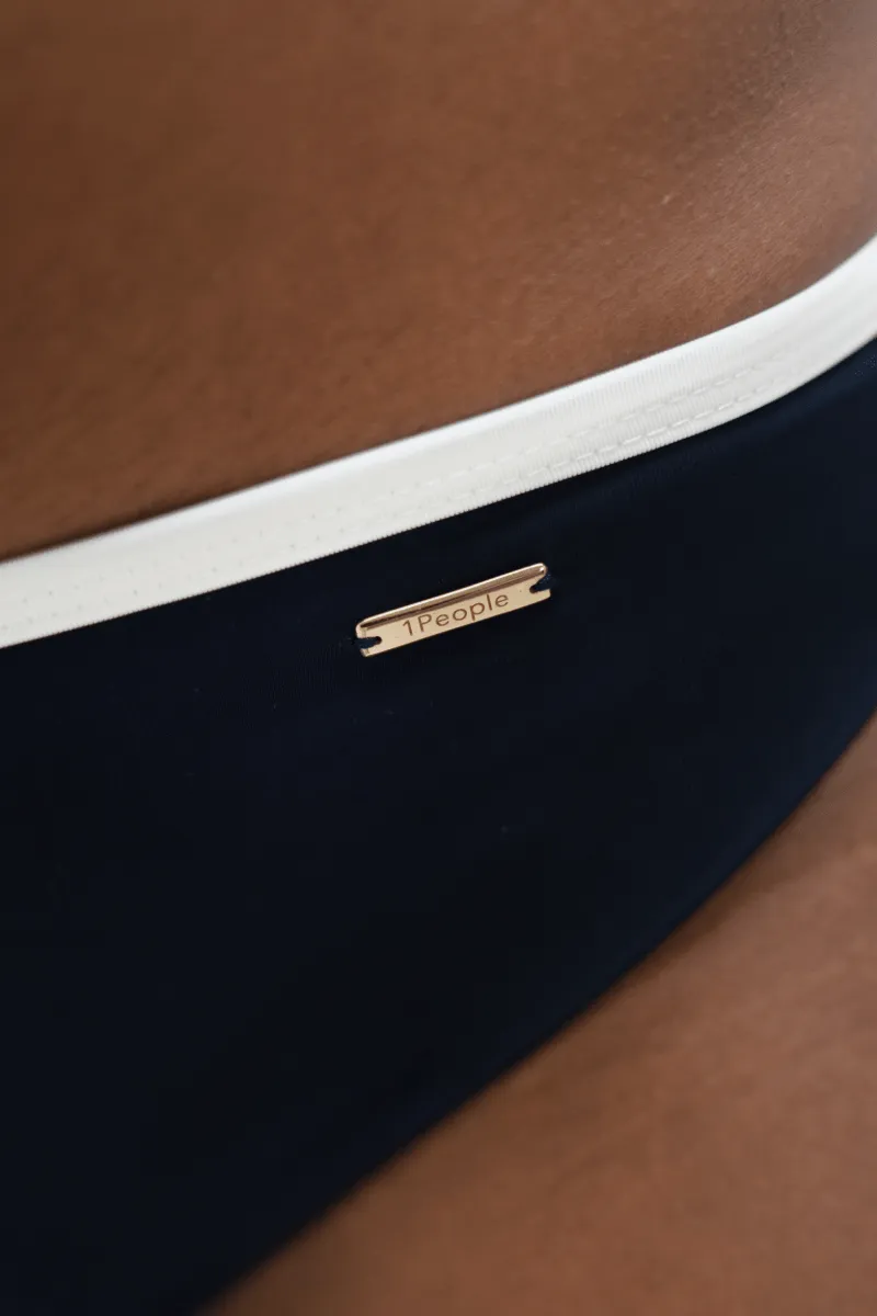 Brisbane Econyl® Bikini Briefs | Pebble