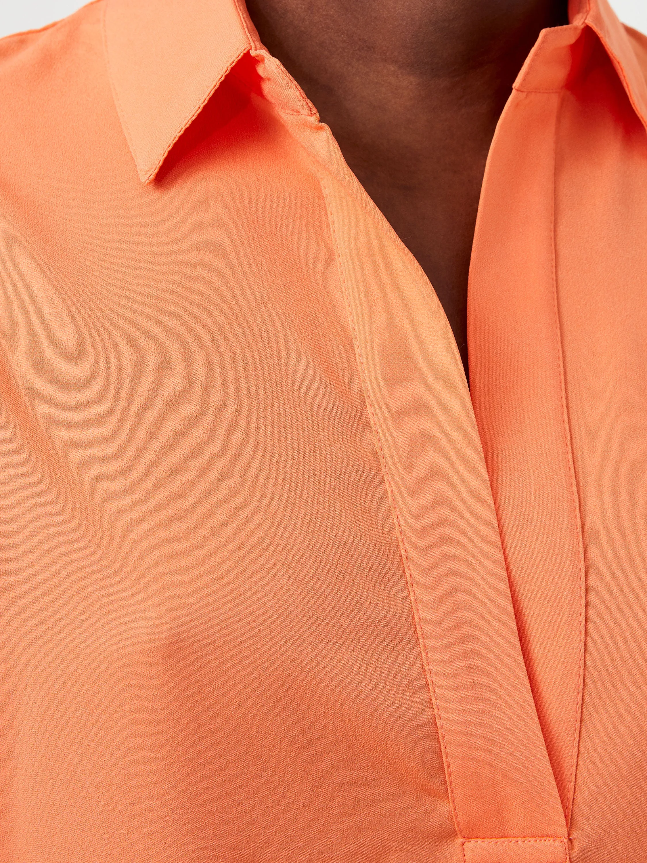 Crepe Light Sleeveless Popover