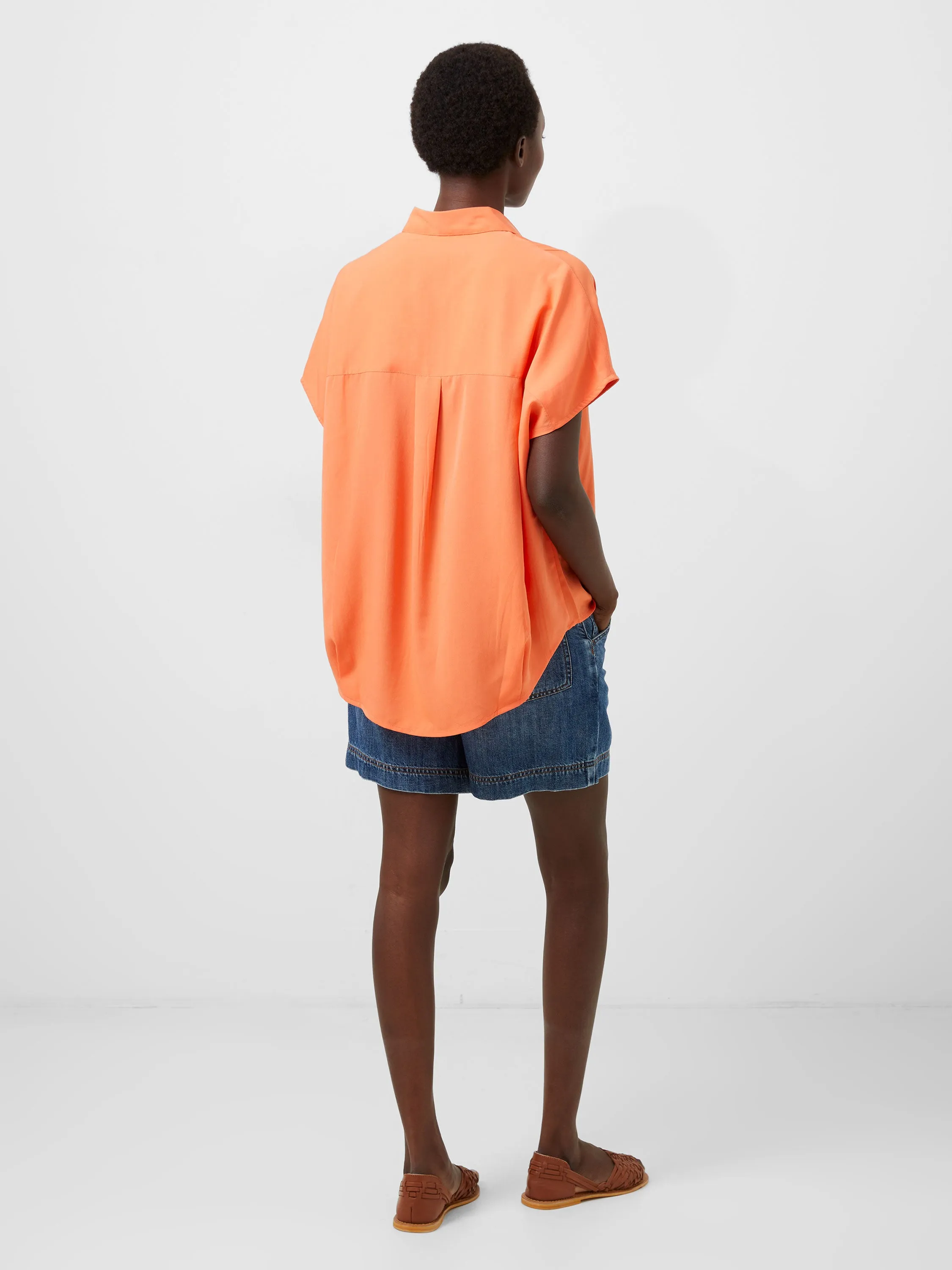 Crepe Light Sleeveless Popover