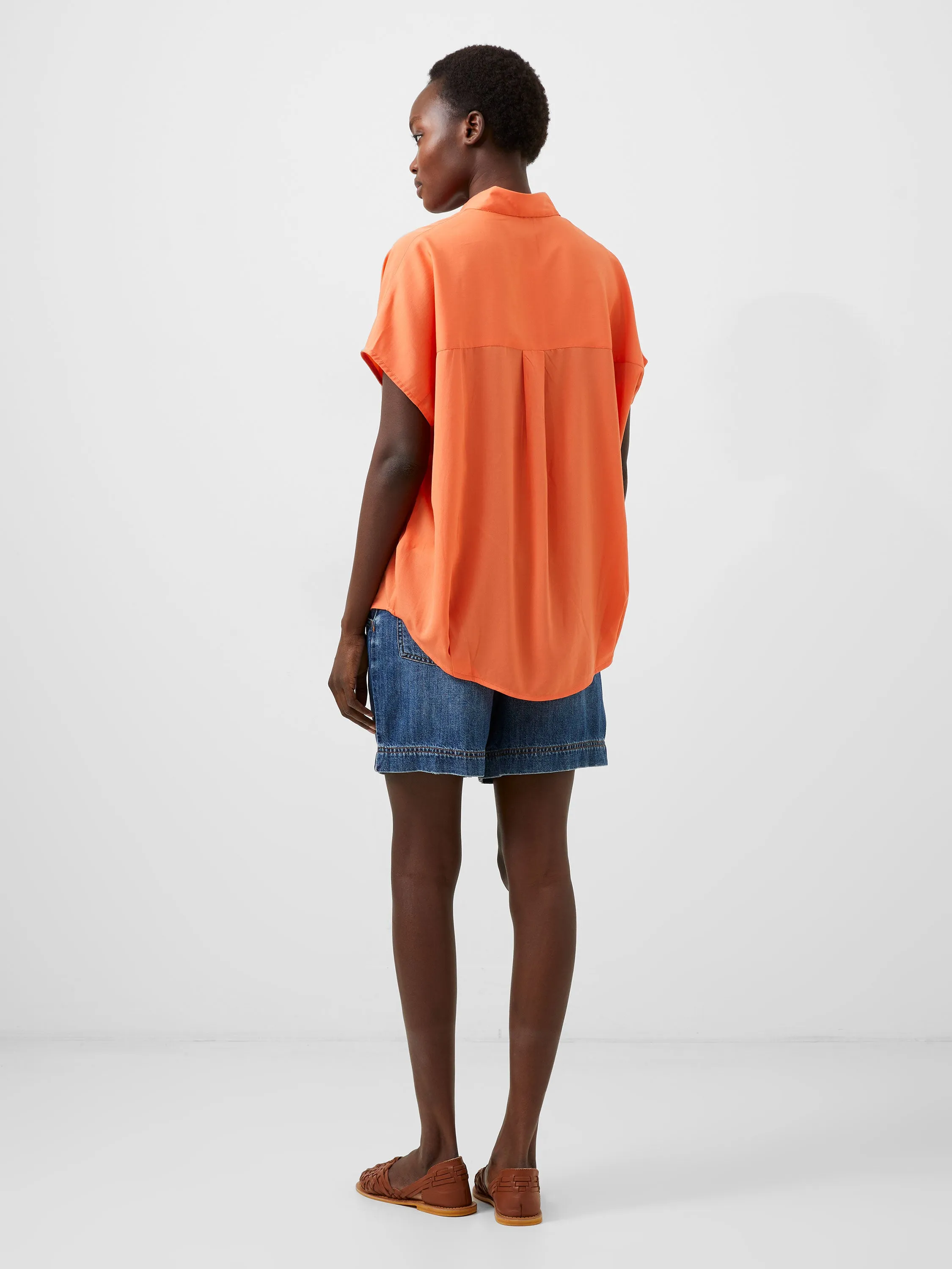 Crepe Light Sleeveless Popover