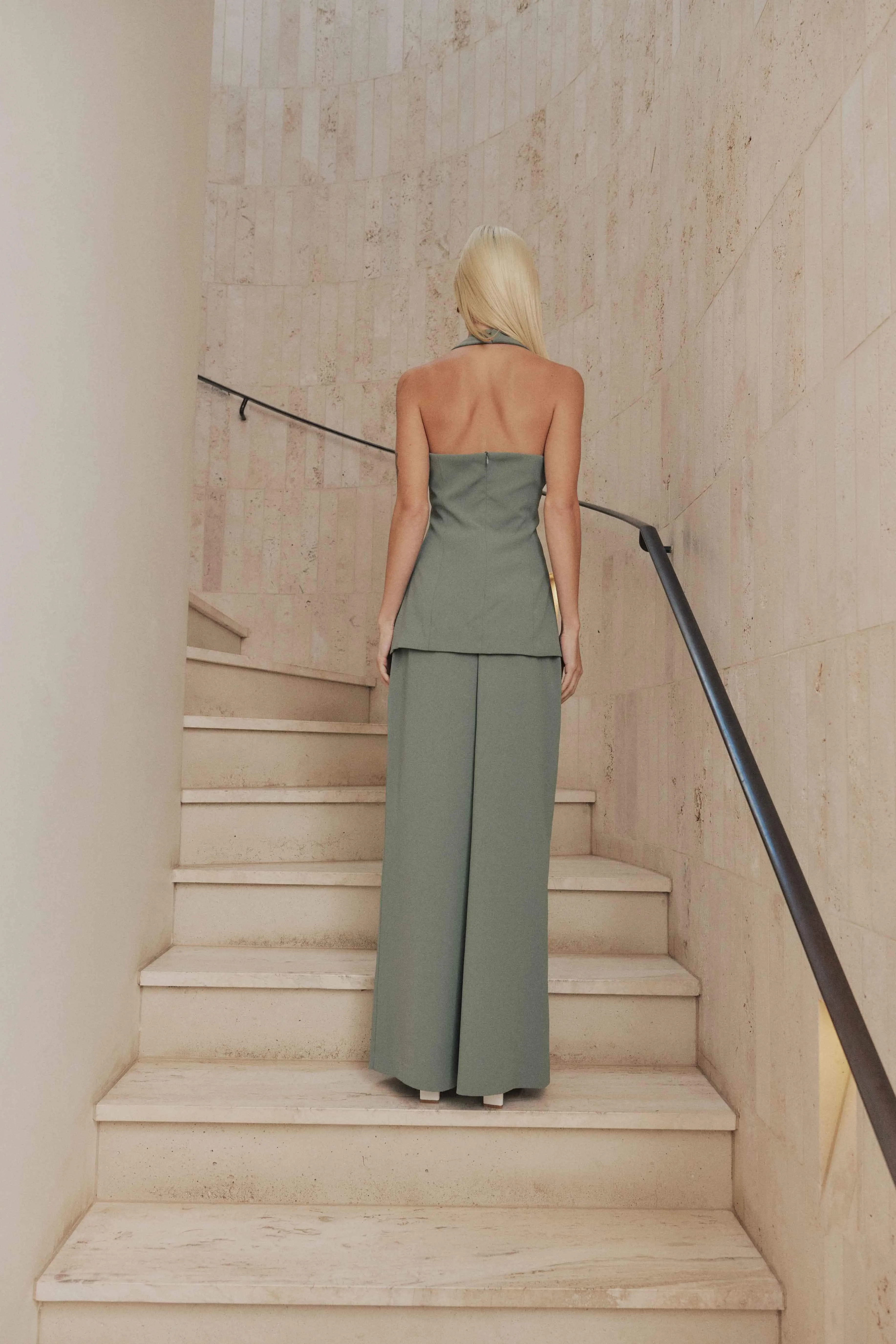 CURAAE Catalina Halterneck Vest in Green