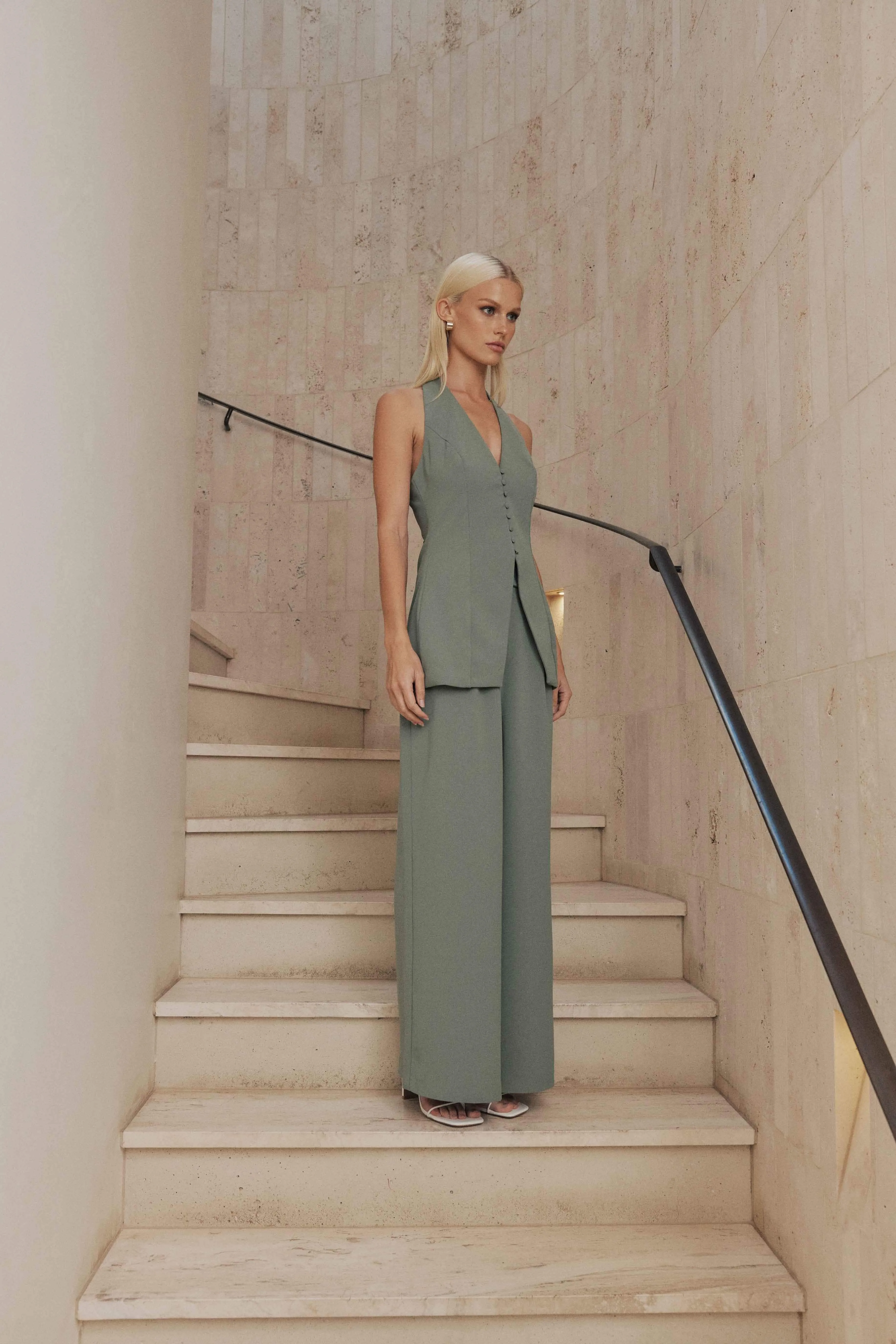 CURAAE Catalina Halterneck Vest in Green