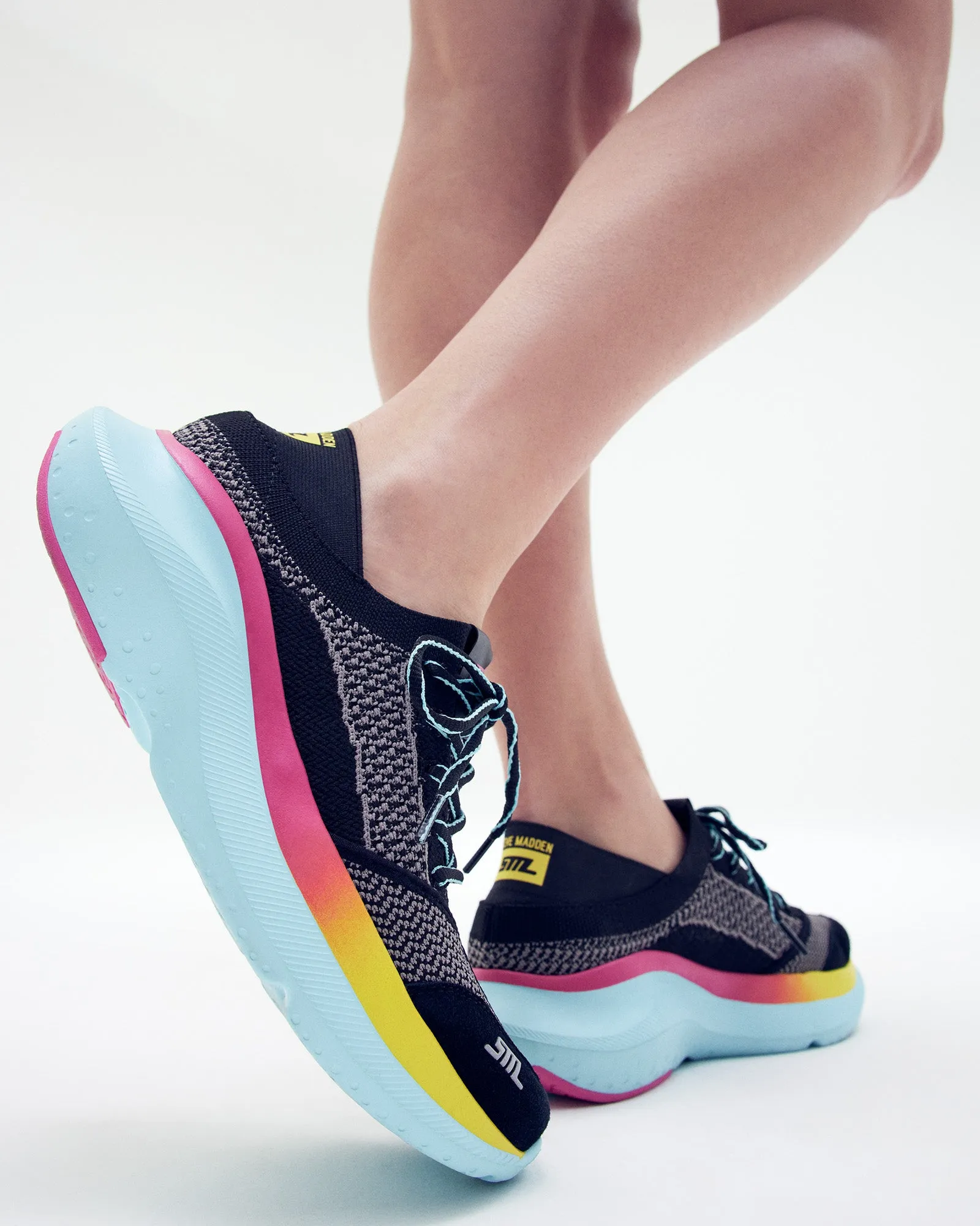 ELEVATE BLACK