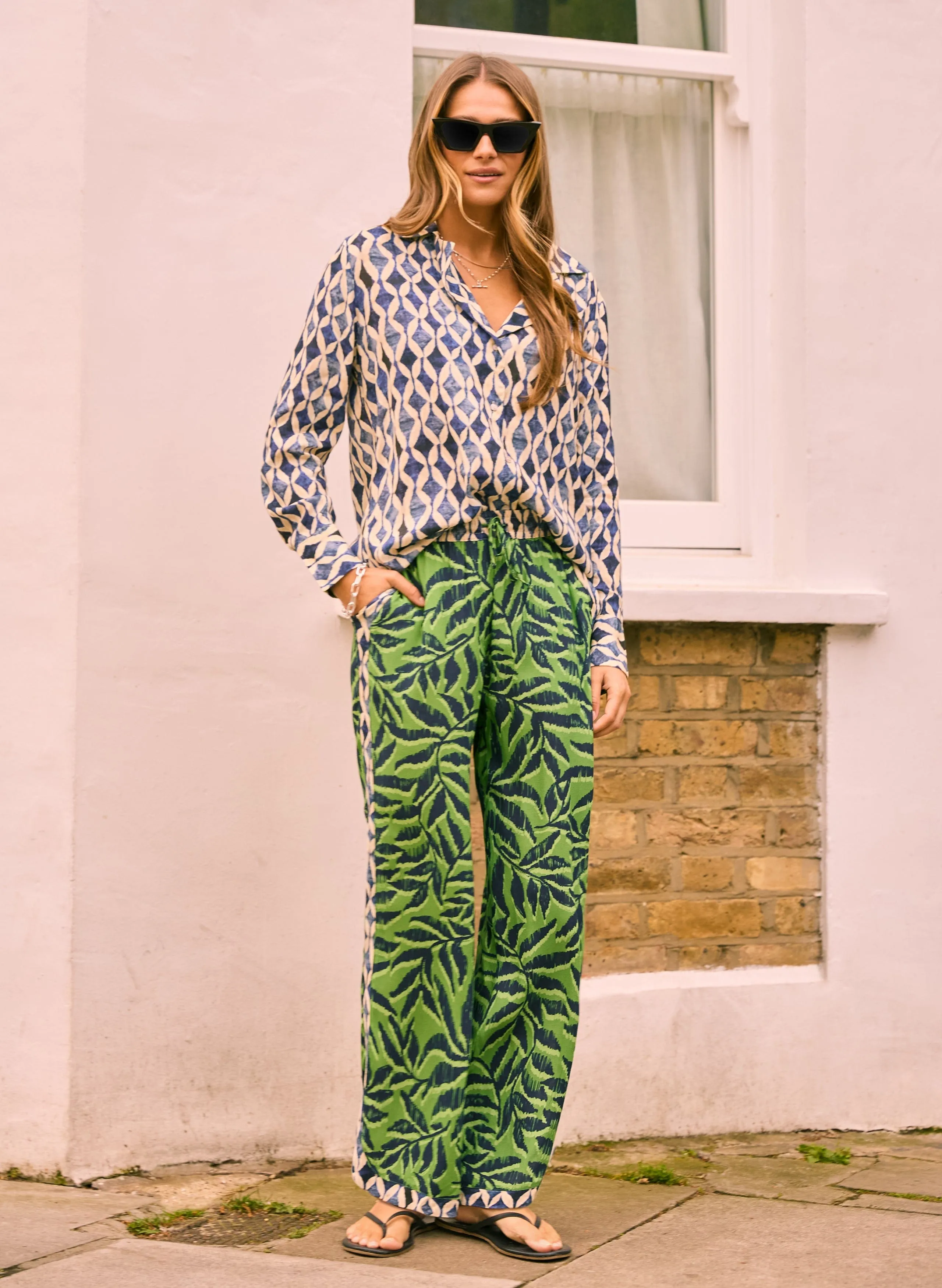 Elin LENZING™ ECOVERO™ Trousers | Green Foliage