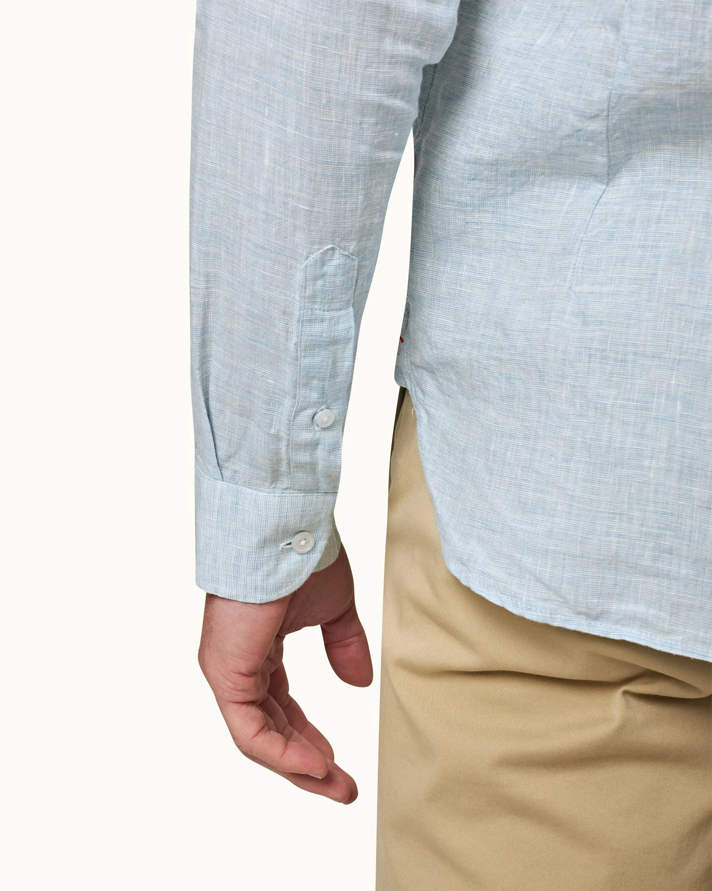 Giles Linen