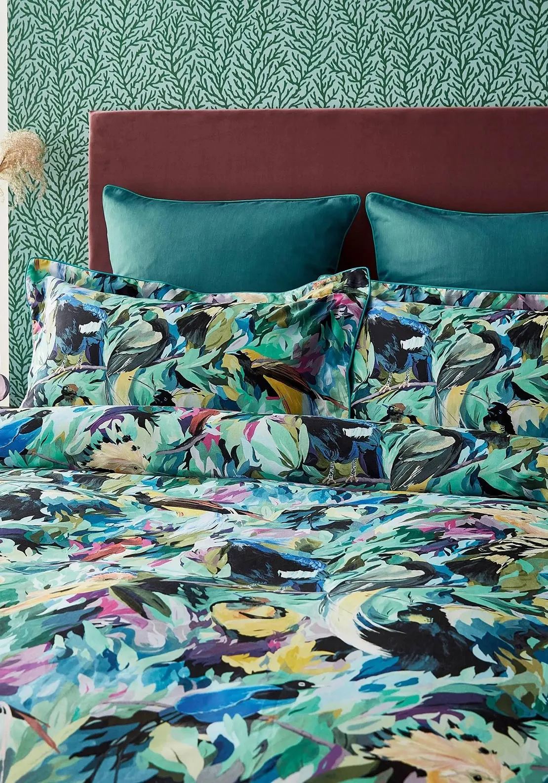 Harlequin Dance of Adornment Oxford Pillowcase, Wilderness