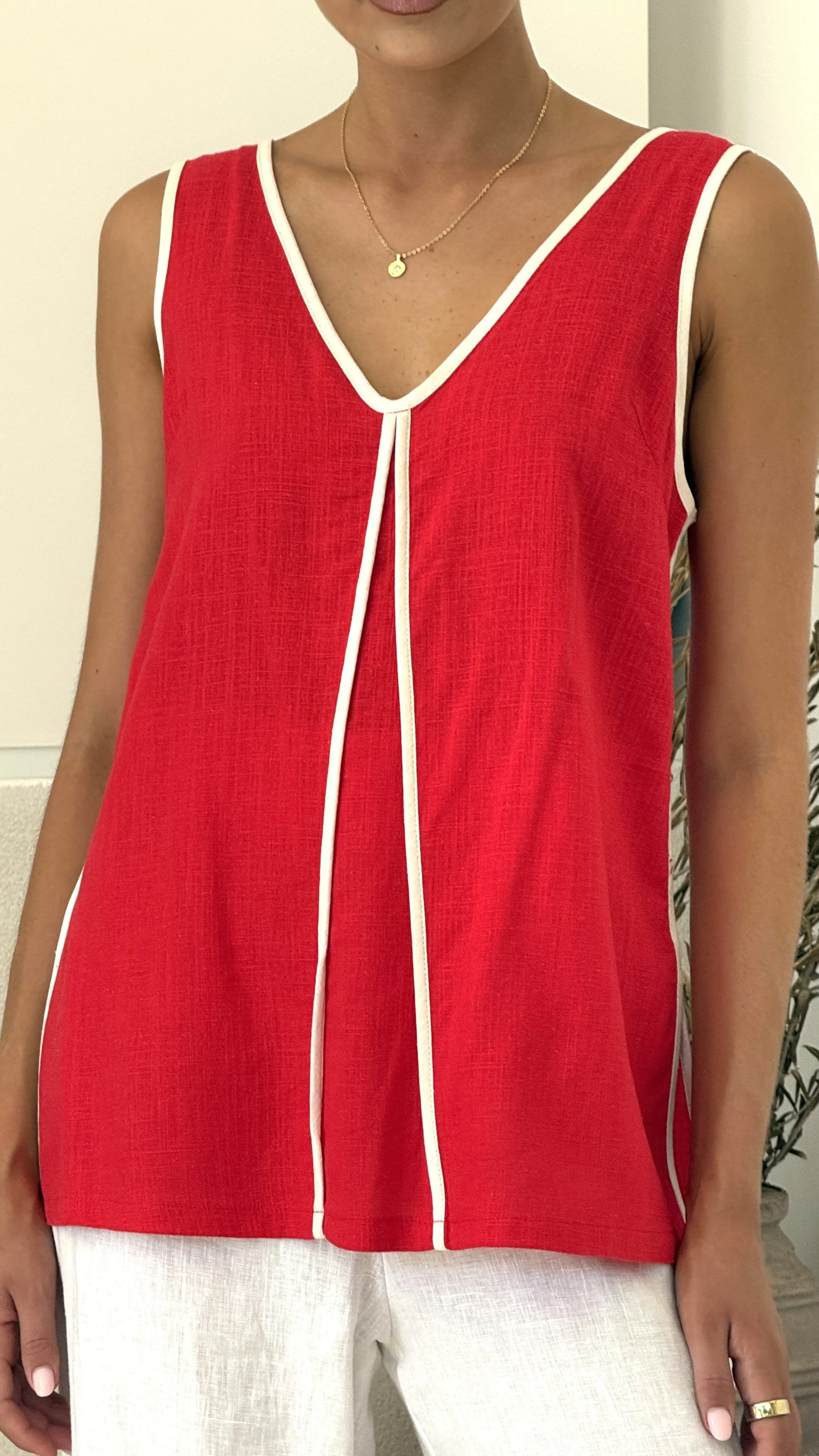 Loren V Neck Sleeveless Top - Red/White