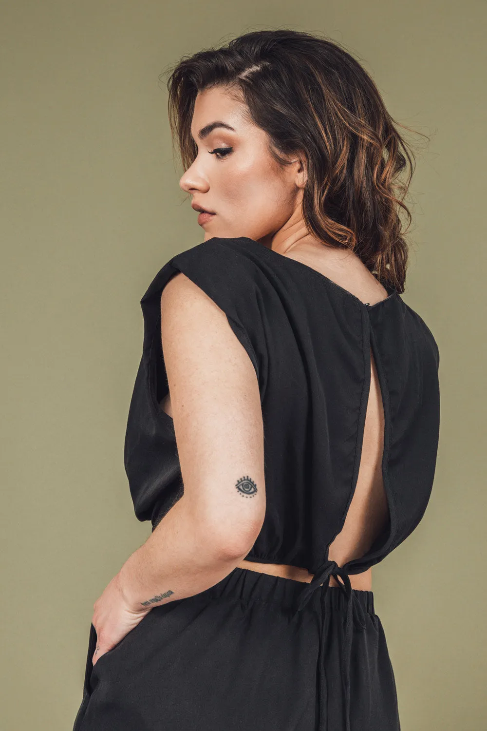 Olesnica | Black Shorts with Elastic Waist