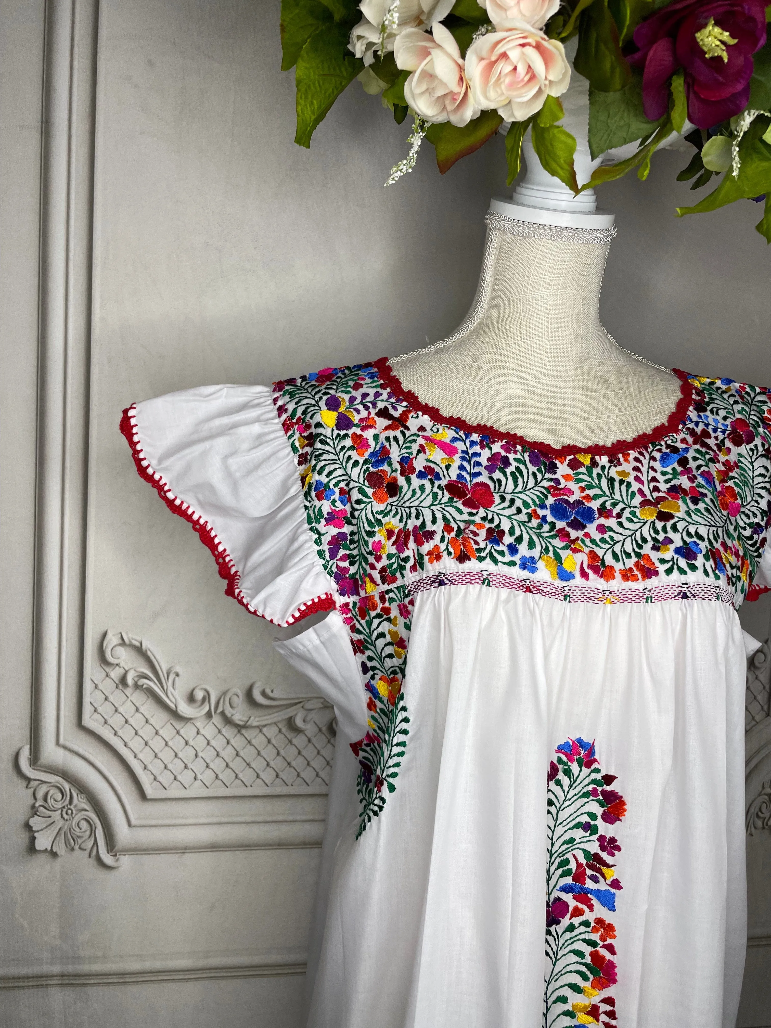 San Antonino Gala Dress Long - Butterfly Sleeve