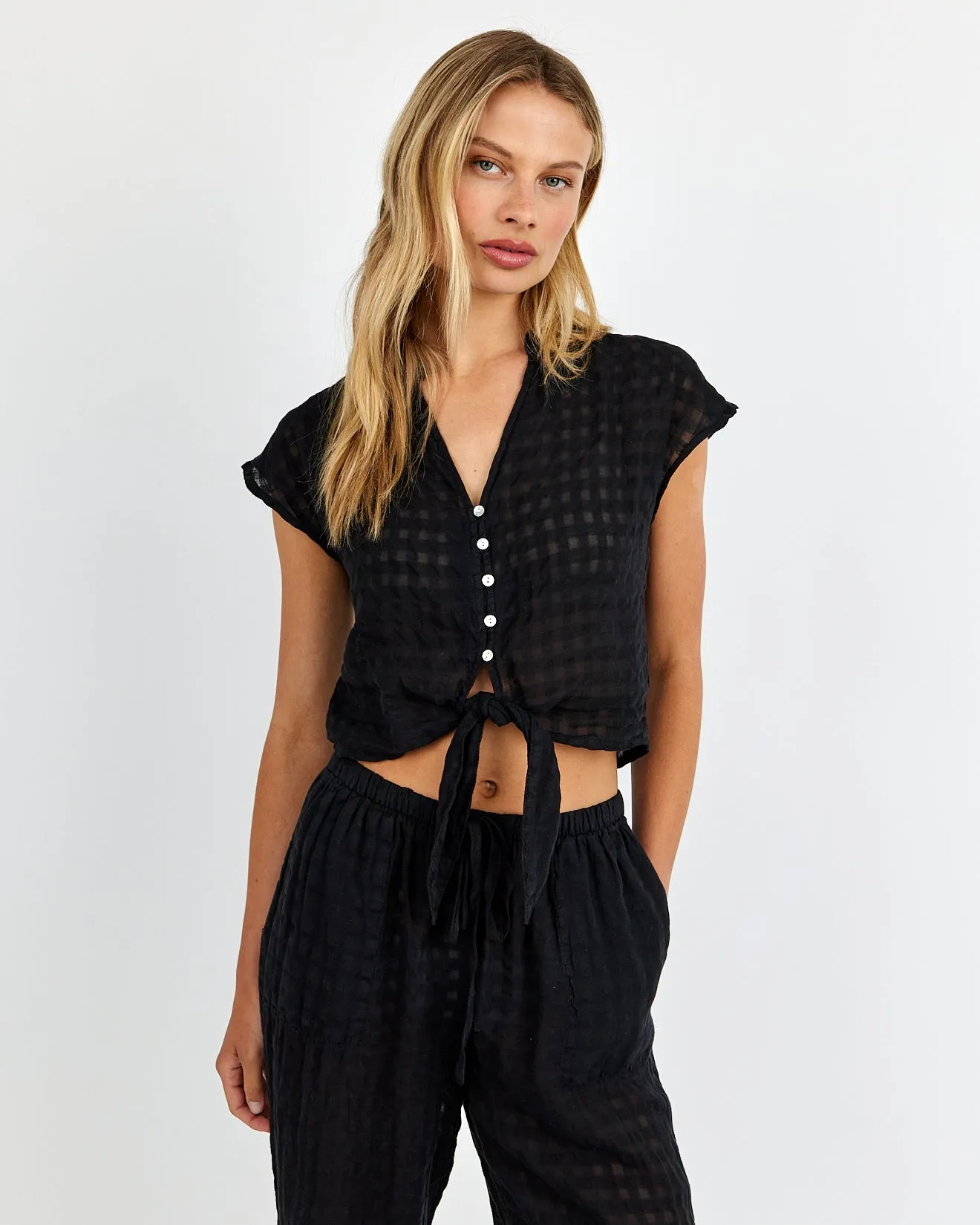 Short Sleeve Tie Front Top - Black
