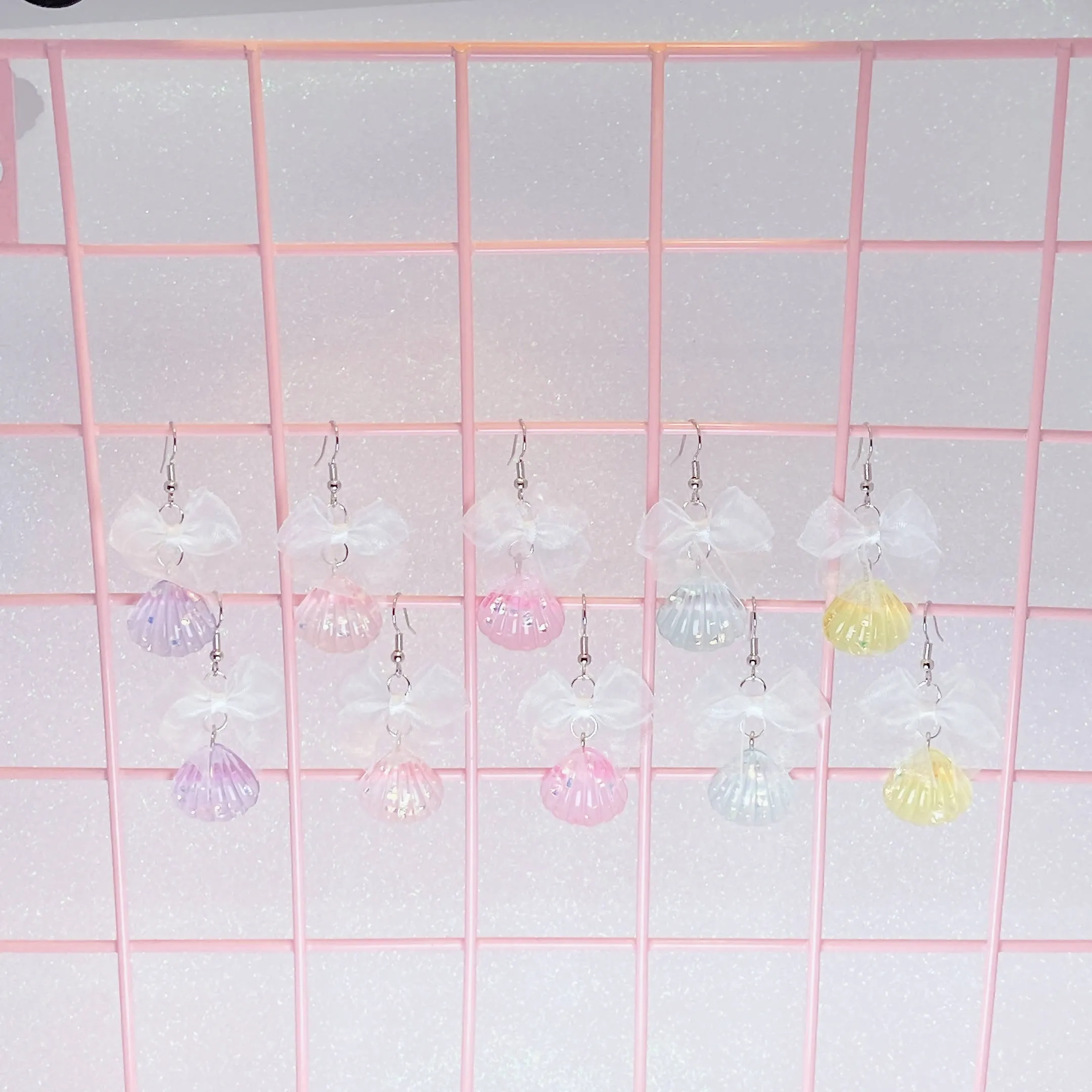 Sparkly Seashell Earrings (5 Colors)
