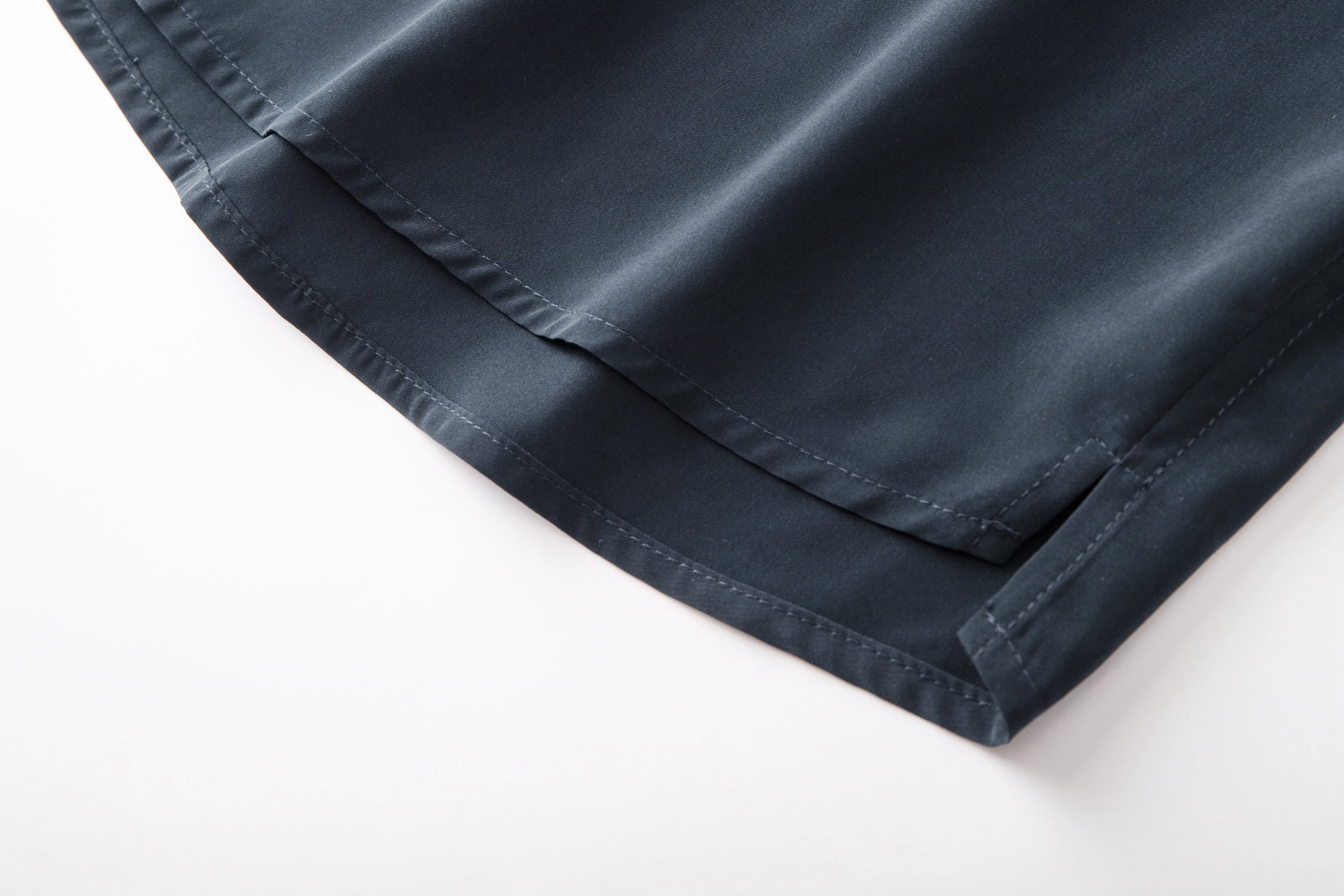 Stand-collar Contrast-trim Chest-pocket Shirt