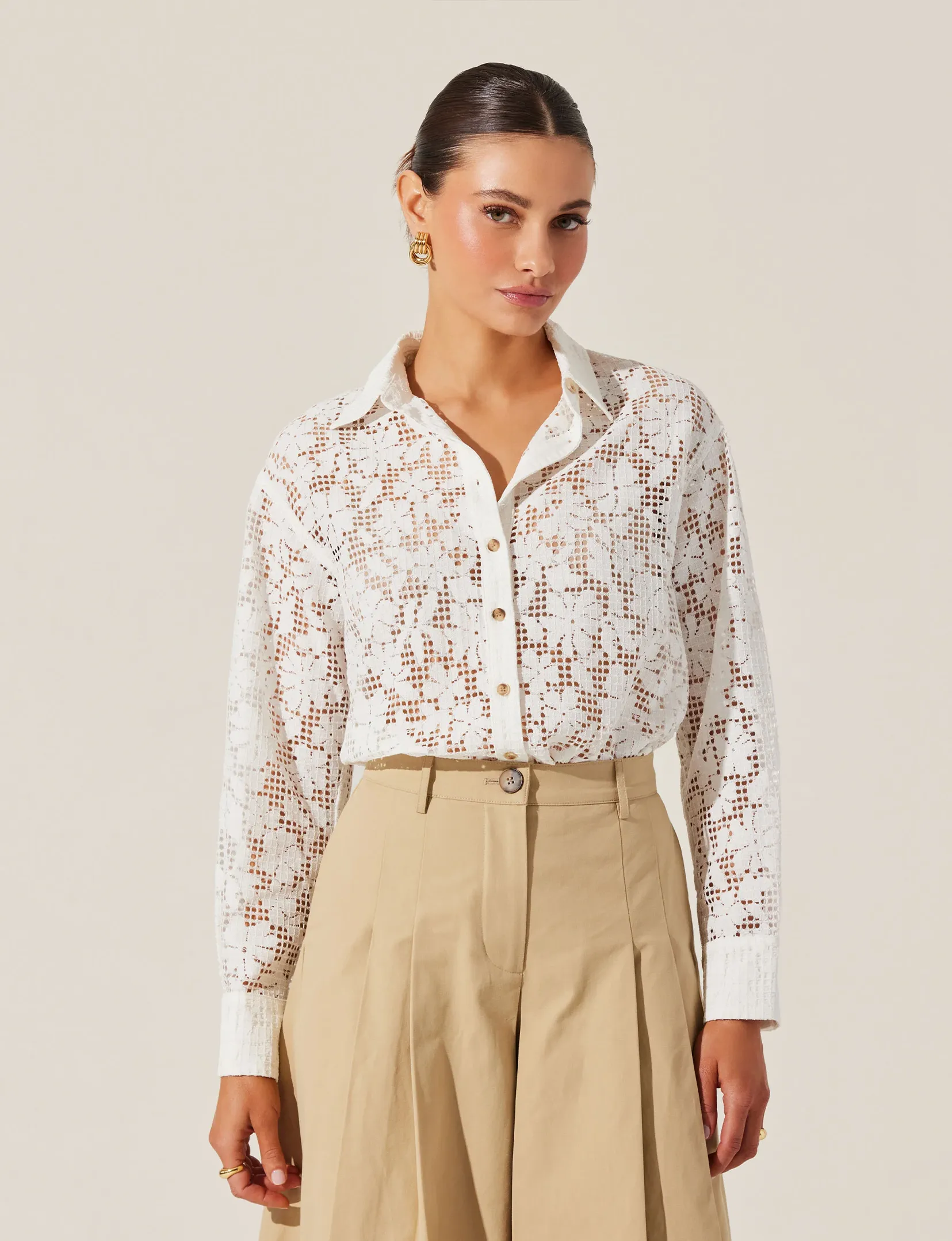 Tisa Top, Ivory