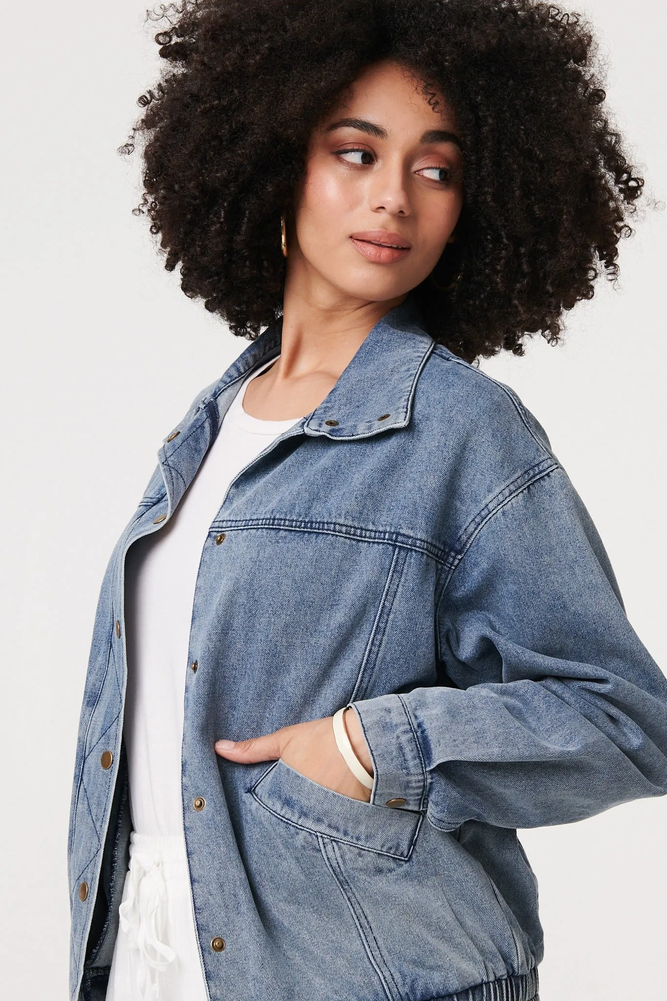 Zig Zag Stitch Long Sleeve Denim Jacket