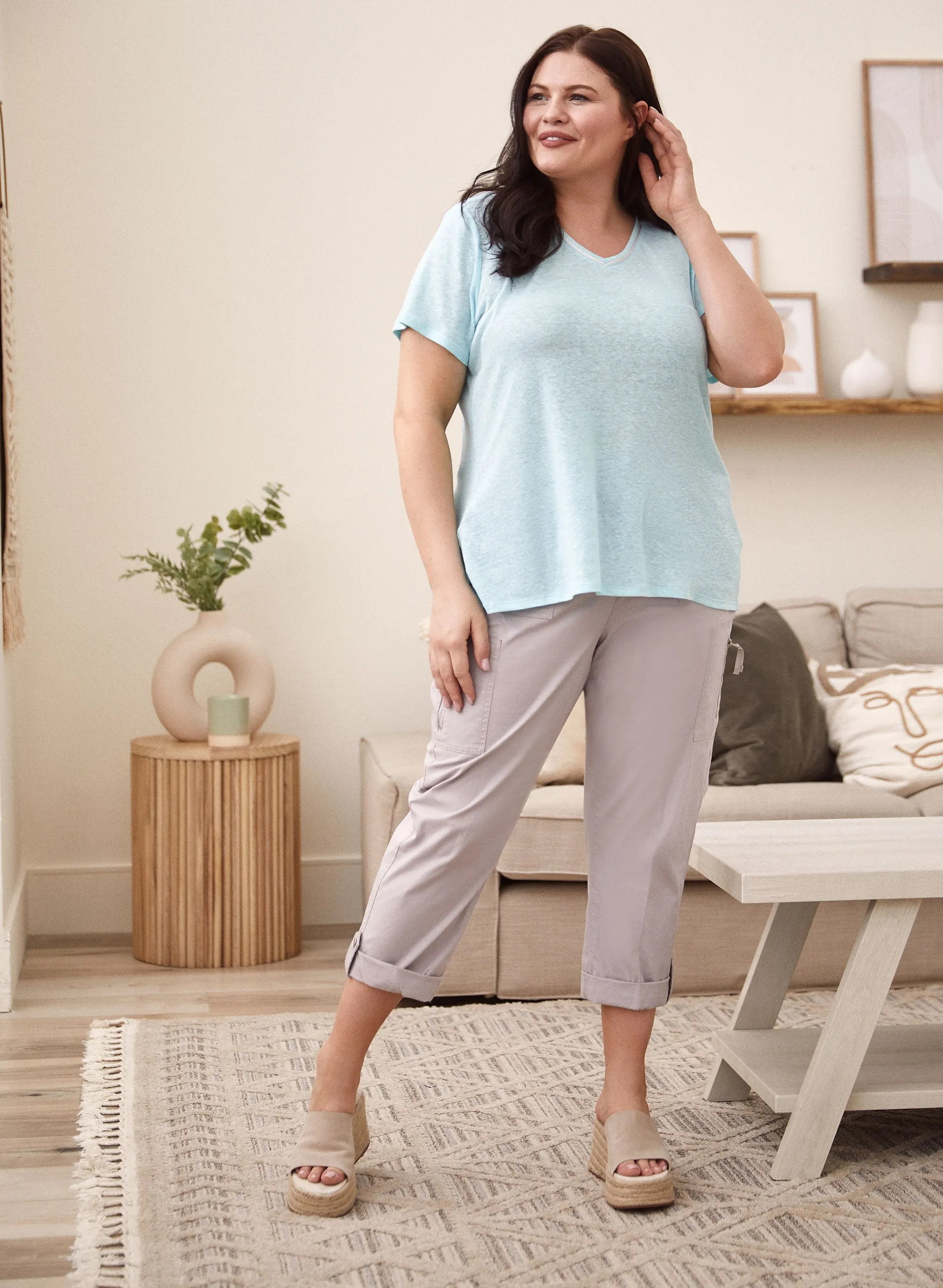 Zipper Detail Cargo Capris